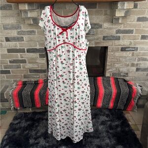 SHEIN Curve Strawberry Print Maxi dress.